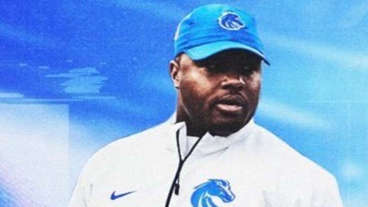 Bhonapha Returns to Boise State as RB Coach