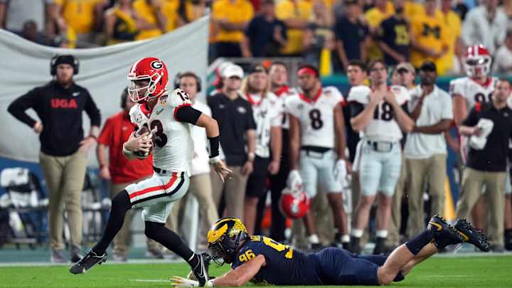 Stetson Bennett, Georgia Make Statements in Semifinal Drubbing of Michigan Stetson Bennett, Georgia Make Statements in Semifinal Drubbing of Michigan