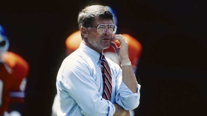 Former Broncos Head Coach Dan Reeves Passes Away at 77