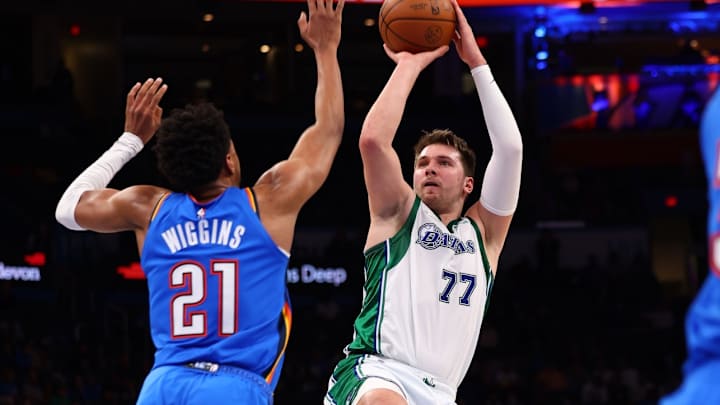 Mavs Donuts: Luka Returns, DeMar DeRozan Hits Two Straight Game-Winners Mavs Donuts: Luka Returns, DeMar DeRozan Hits Two Straight Game-Winners