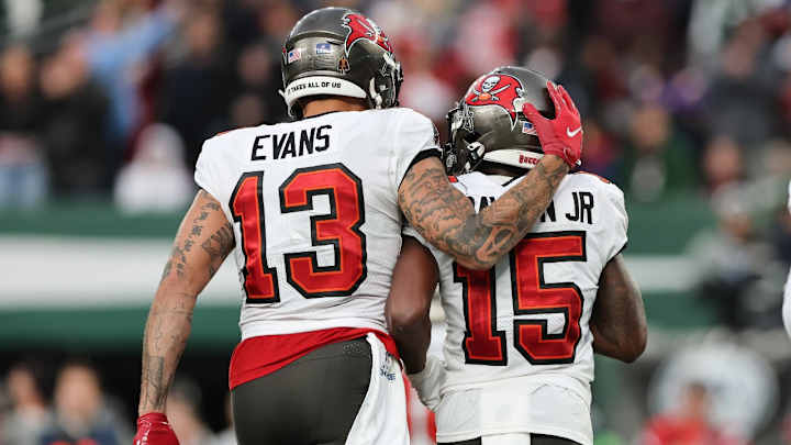 Buccaneers Continue To Prove They Don't Need Antonio Brown To Win Buccaneers Continue To Prove They Don't Need Antonio Brown To Win