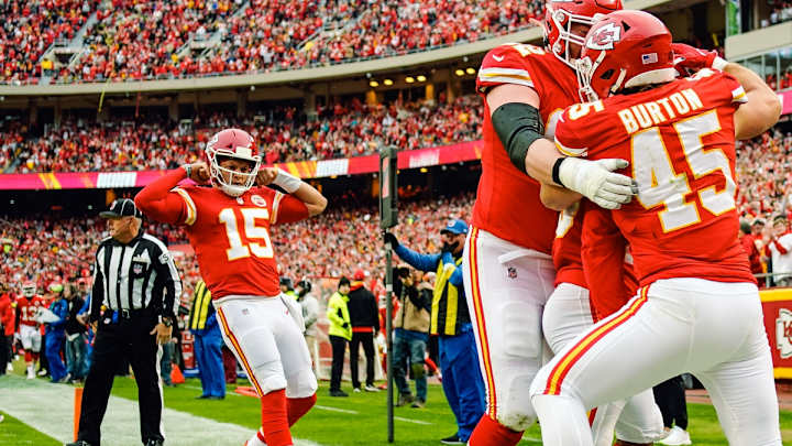 Clyde Edwards-Helaire Player Prop Bets for the NFL Playoffs - Kansas City vs. Cincinnati