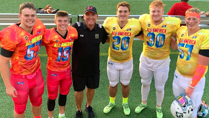 UW Offers Arizona Kicker Who Rarely Misses UW Offers Arizona Kicker Who Rarely Misses