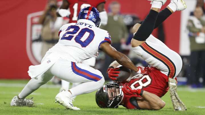 Cameron Brate Player Prop Bets for the NFL Playoffs - Tampa Bay vs. Los Angeles