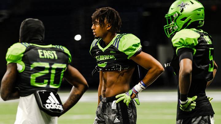 All-American Bowl: Gators CB Devin Moore Makes SIAA First Off the Bus Team All-American Bowl: Gators CB Devin Moore Makes SIAA First Off the Bus Team