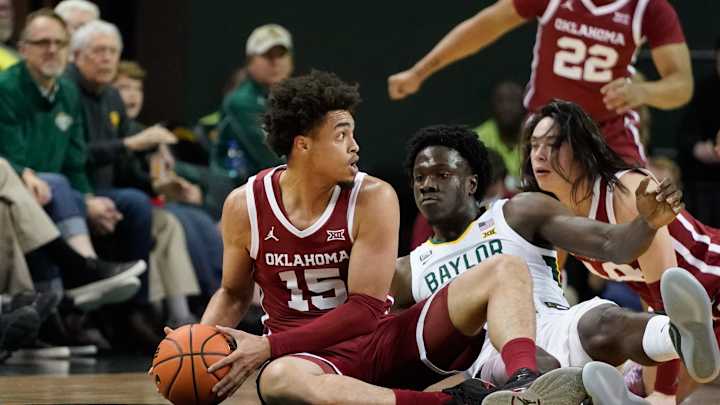 Oklahoma Showed Fight in Road Loss to No. 1 Baylor