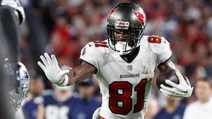 Antonio Brown's Lawyer Alleges Bucs Ignored Brown's Ankle Injury Antonio Brown's Lawyer Alleges Bucs Ignored Brown's Ankle Injury