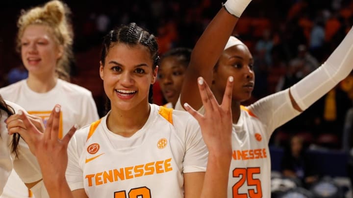 Volunteer Country on SI Podcast: Rae Burrell is BACK, What Does That Mean for the Lady Vols? Texas A&M Up Next