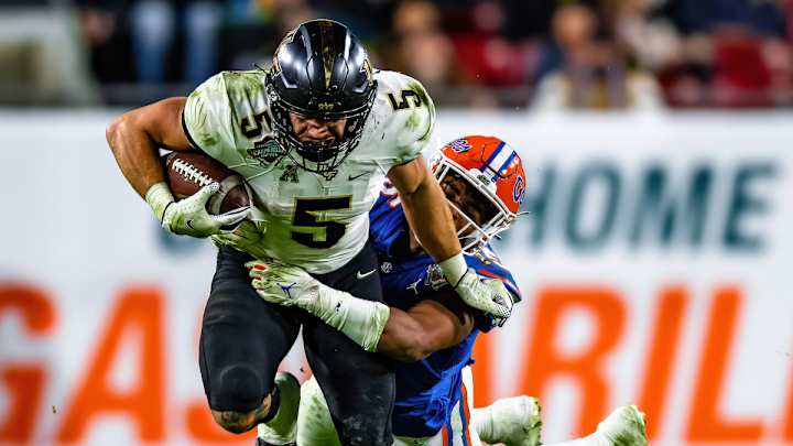 How Isaiah Bowser Returning to UCF for 2022 Season Impacts the Knights