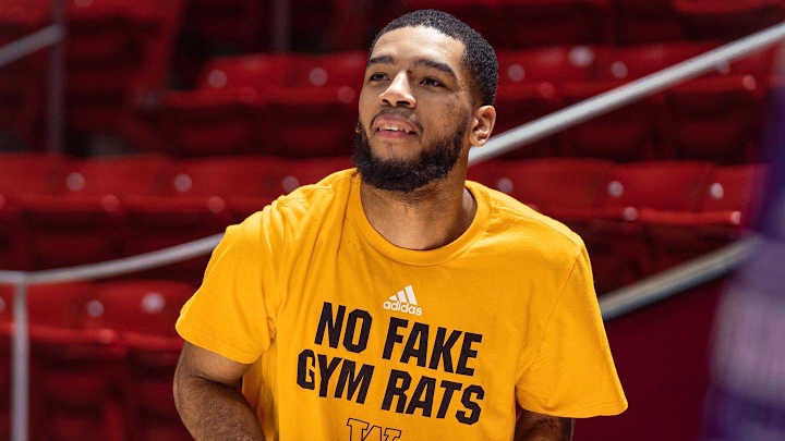 UW Basketball Team Is at Utah, Badly Needing a Win