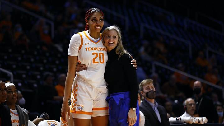 Game Notes: Lady Vols Rebound After Cold Start to Down the Aggies 73-45