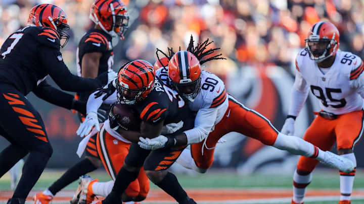 Browns Star Myles Garrett is a Fan of Bringing Back Jadeveon Clowney