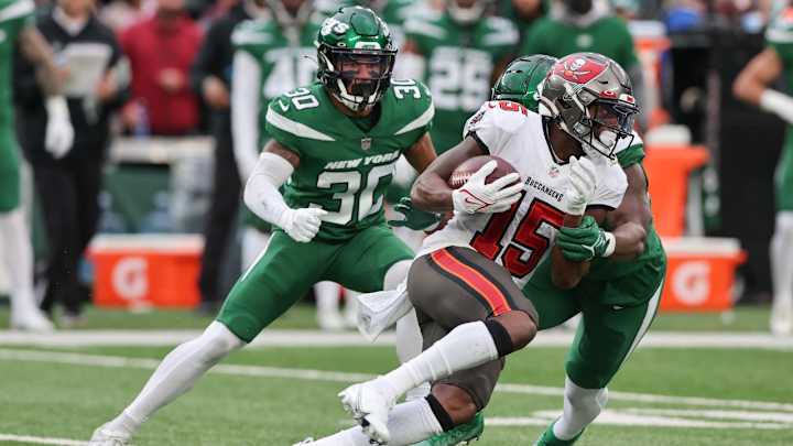 Buccaneers Add Two Players to the 53-Man Roster