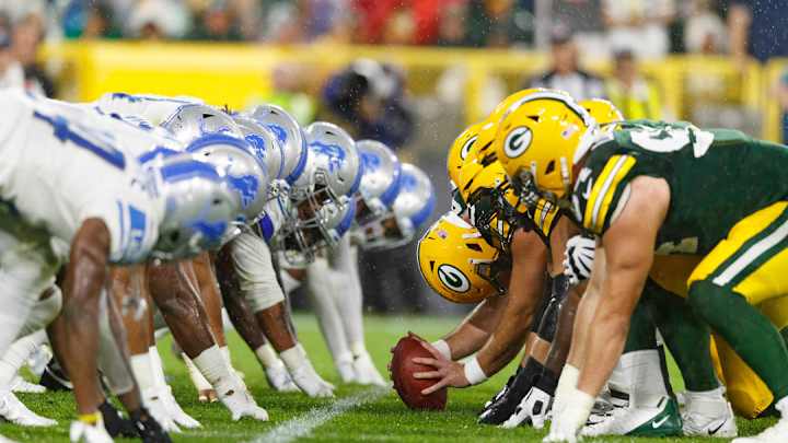 Lions Open as 1-Point Favorite against Packers Lions Open as 1-Point Favorite against Packers