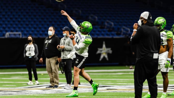 Gunner Stockton Checks the Final Box Gunner Stockton Checks the Final Box