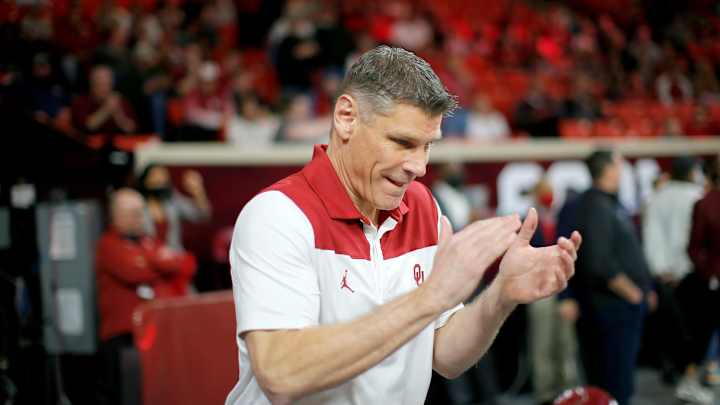 WATCH: Oklahoma HC Porter Moser Previews Texas WATCH: Oklahoma HC Porter Moser Previews Texas