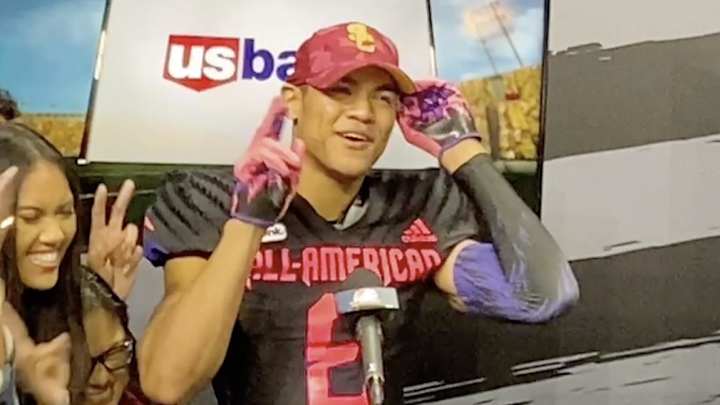 22' WR CJ Williams Commits To USC