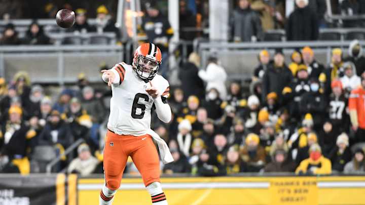 Report: Browns Plan to Keep Baker Mayfield As Starter in 2022