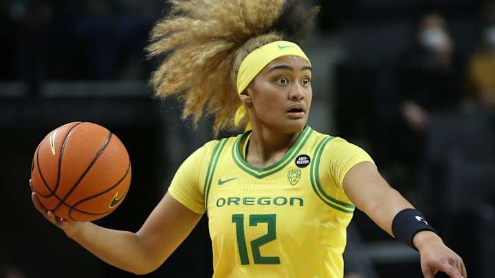 Oregon Bounces Back to Crush California 88-53 with Lights-Out Shooting