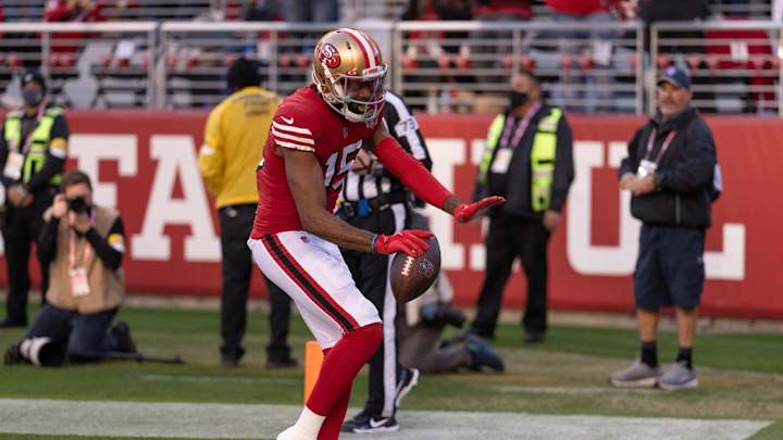 Watch: Former Vols WR Jennings Grabs Two TDs in Pivotal Matchup With Playoff Implications Watch: Former Vols WR Jennings Grabs Two TDs in Pivotal Matchup With Playoff Implications