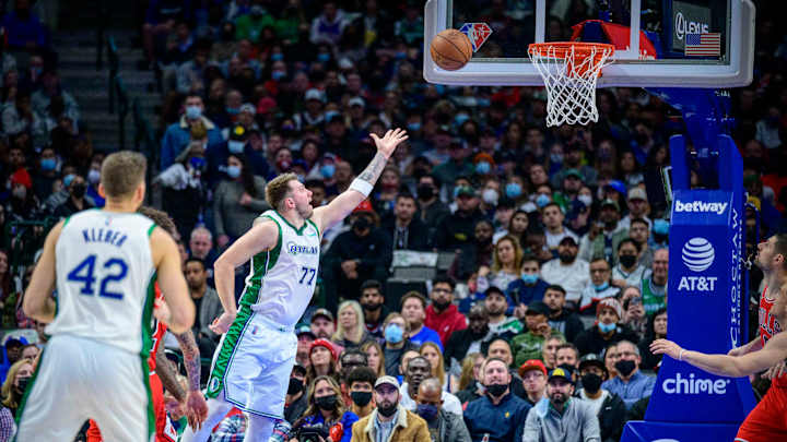 Mavs LIVE Updates: - FINAL Dallas 113 vs. Chicago 99