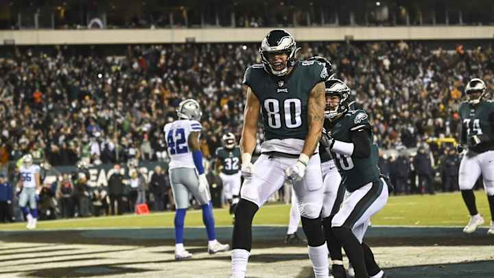 Eagles Lose TE Tyree Jackson to a Torn ACL