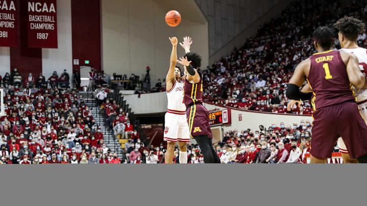 Guards Lead Hoosiers to Convincing Win Over Minnesota, Stay Perfect At Home Guards Lead Hoosiers to Convincing Win Over Minnesota, Stay Perfect At Home