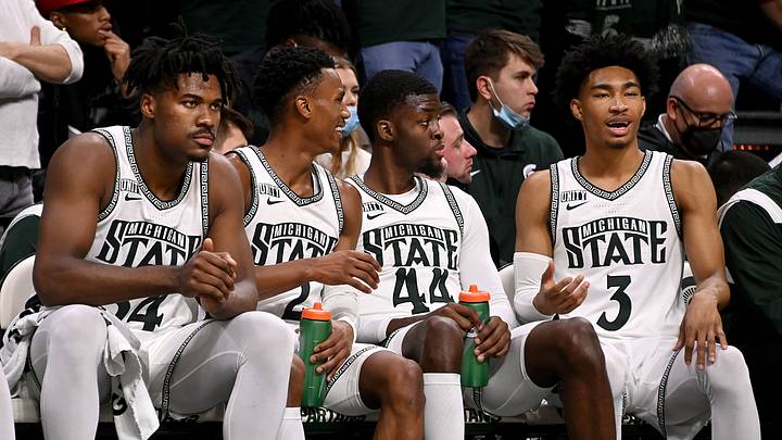 Despite movement in Top 10, Michigan State stays idle in latest AP Poll