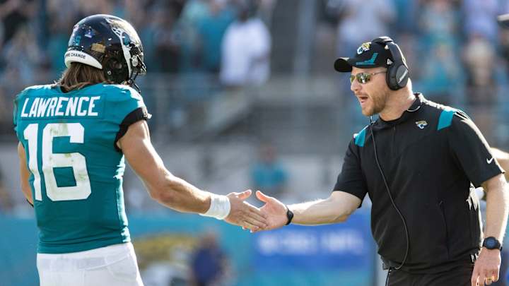 Jaguars Head Coach Search: Darrell Bevell to Interview For Full-Time Role