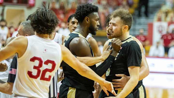 Purdue's Trevion Williams Joins Sasha Stefanovic For Podcast Wednesday at Mad Mushroom