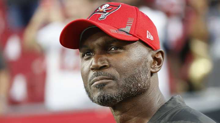 Bears Request HC Interviews With Buccaneers Coordinators