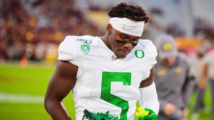 Oregon RB Sean Dollars Enters Transfer Portal