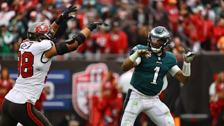 Not-Ready-For-Primetime Eagles Swamped in Tampa Bay, 31-15 Not-Ready-For-Primetime Eagles Swamped in Tampa Bay, 31-15