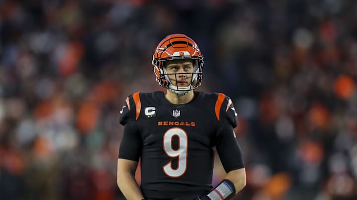 Joe Burrow Practices Without Knee Brace, Doesn't Plan to Wear One This Season