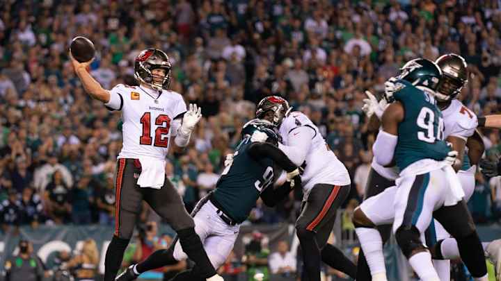 How to Watch, Listen, & Receive LIVE Updates of Eagles at Buccaneers