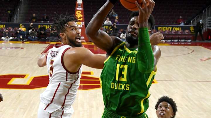 USC Men's Basketball Drops In AP Top 25