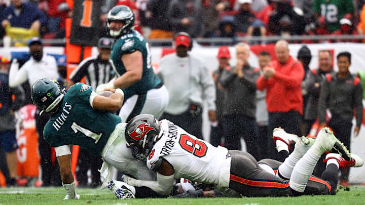 Making All the Right Moves, Tryon-Shoyinka Gets Playoff Payoff