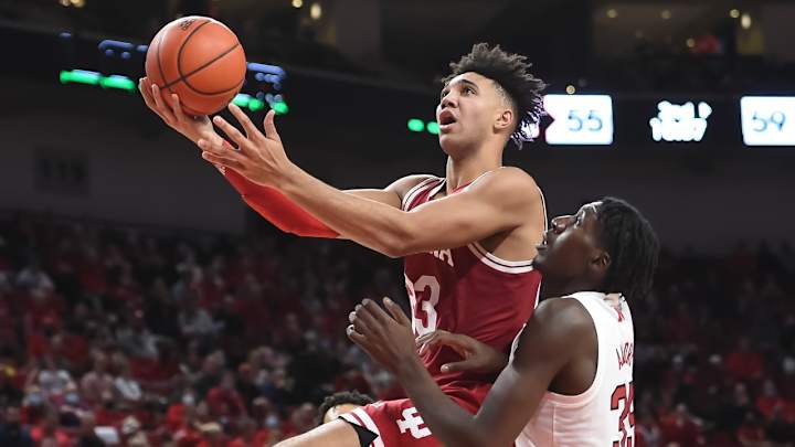 Hoosiers Finally Snare Elusive Road Win After Taking Down Nebraska, 78-71 Hoosiers Finally Snare Elusive Road Win After Taking Down Nebraska, 78-71