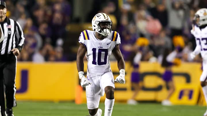 LSU Receiver Jaray Jenkins Returning for Final Season With Tigers