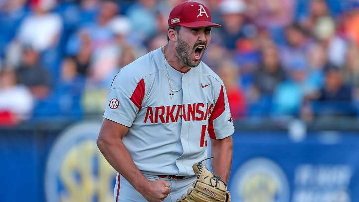 Hogs Ranked Second in D1Baseball Preseason Poll