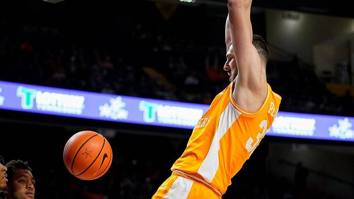 Takeaways: No. 24 Tennessee Survives Vanderbilt in Nashville Nail-Biter