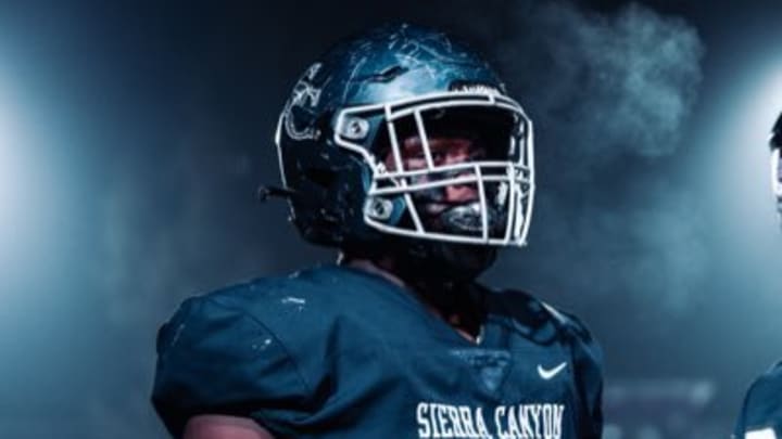 Huskies Extend Offer to Los Angeles-Area Defensive Lineman