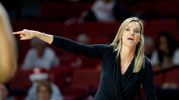 Seniors Power Oklahoma Early in NCAA Tournament Victory over Portland