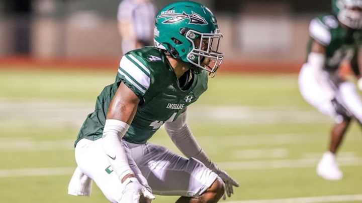 Oregon Applying Full-Court Press on 2022 Cornerback Jaelyn Davis-Robinson Ahead of Official Visit