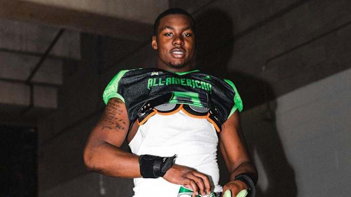 Mykel Williams Honored As Nation's Top Defender