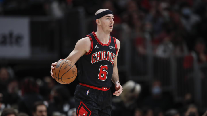 Bulls Guard Alex Caruso Will Undergo Surgery for Fractured Right Wrist