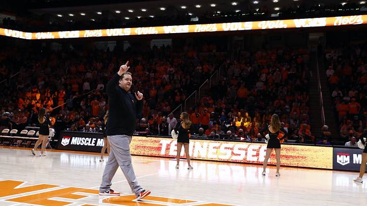 Watch: Josh Heupel Addresses Vol Nation During BasketVols Top-25 Showdown Against LSU