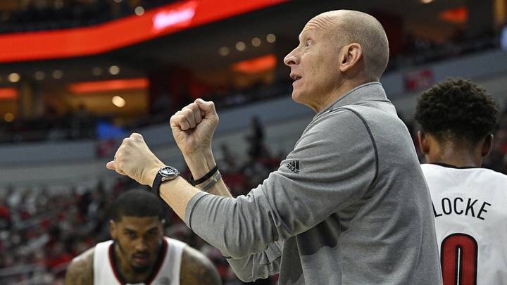 What Chris Mack, Louisville Players Said After 82-70 Loss vs. Notre Dame