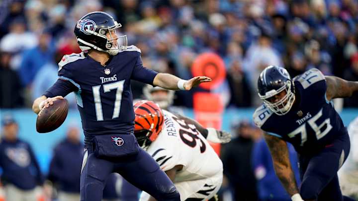 Ryan Tannehill’s Last-Minute Interception Dooms Titans