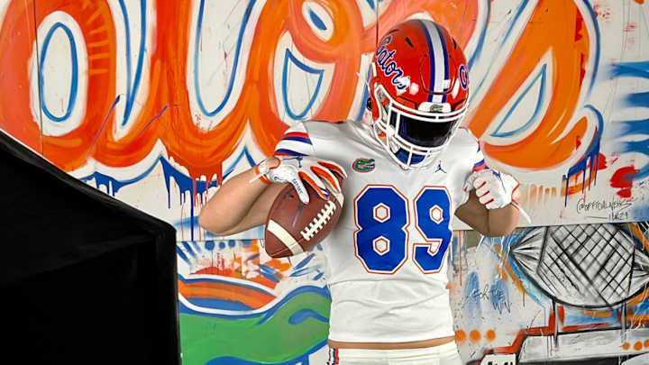 TE Hayden Hansen Commits to the Florida Gators